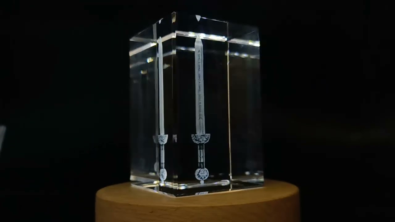 Authentic Gladius Sword with Captivating 3D Engraved Crystal Guard - FSWP17