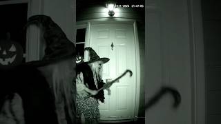 Die Hexe, Die An Der Tür Klopft Echtes Cctv-Video?