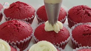 Red Velvet Cupcakes with basic piping using two and three colors buttercream | July Gaceta by July Gaceta 448 views 1 year ago 10 minutes, 11 seconds