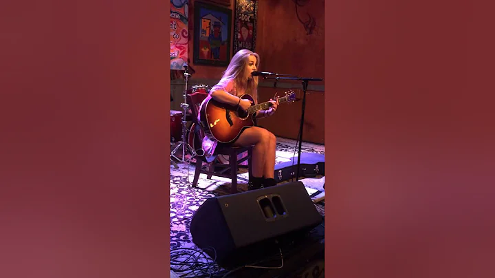 Kanya Hoehn House of Blues 7/16/2014 Who You Are c...
