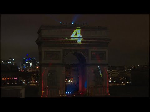 Video: Cách đón Năm Mới ở Paris