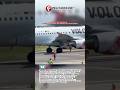 Pria Terobos Runway saat Pesawat Siap Leapas Landas #beritaterkini #beritaviral #beritaviral
