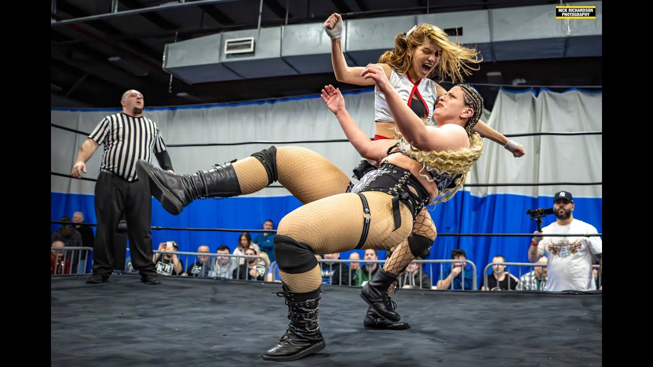 [ЖЕНСКАЯ БОРЬБА] Чемпионат W.O.W среди женщин - Нахир Роблес против Сьюзи