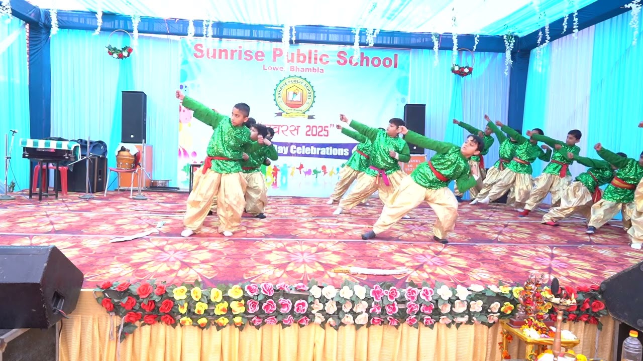 नन्हे कदम, बड़ा साहस — Class 5th की प्रस्तुति 🇮🇳🔥”