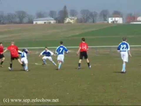 Sęp Trampkarze - Korona Olszyc: goal by Piotrek Wielgosz, giving Korona Olszyc a 1-0 lead