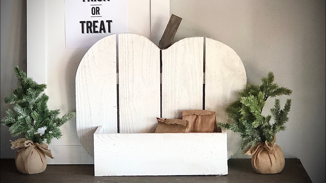 $10 DIY Wood Pumpkin Treat Holder - YouTube