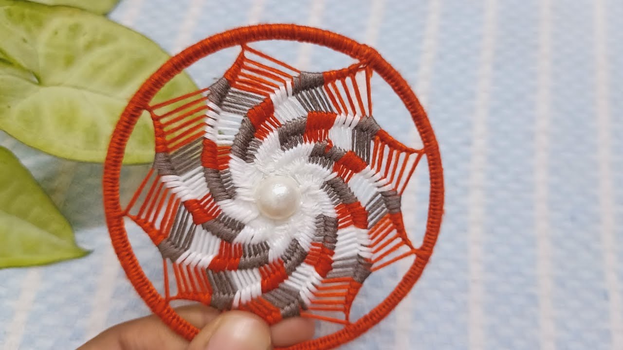 How to make a spiral dreamcatcher || mini dreamcatcher step by step ...