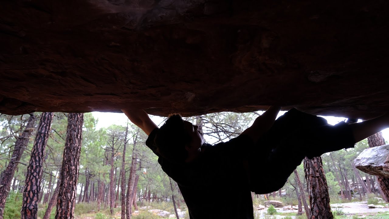 Red Rocks and Iconic Blocs - A Spanish Bouldering Montage - YouTube