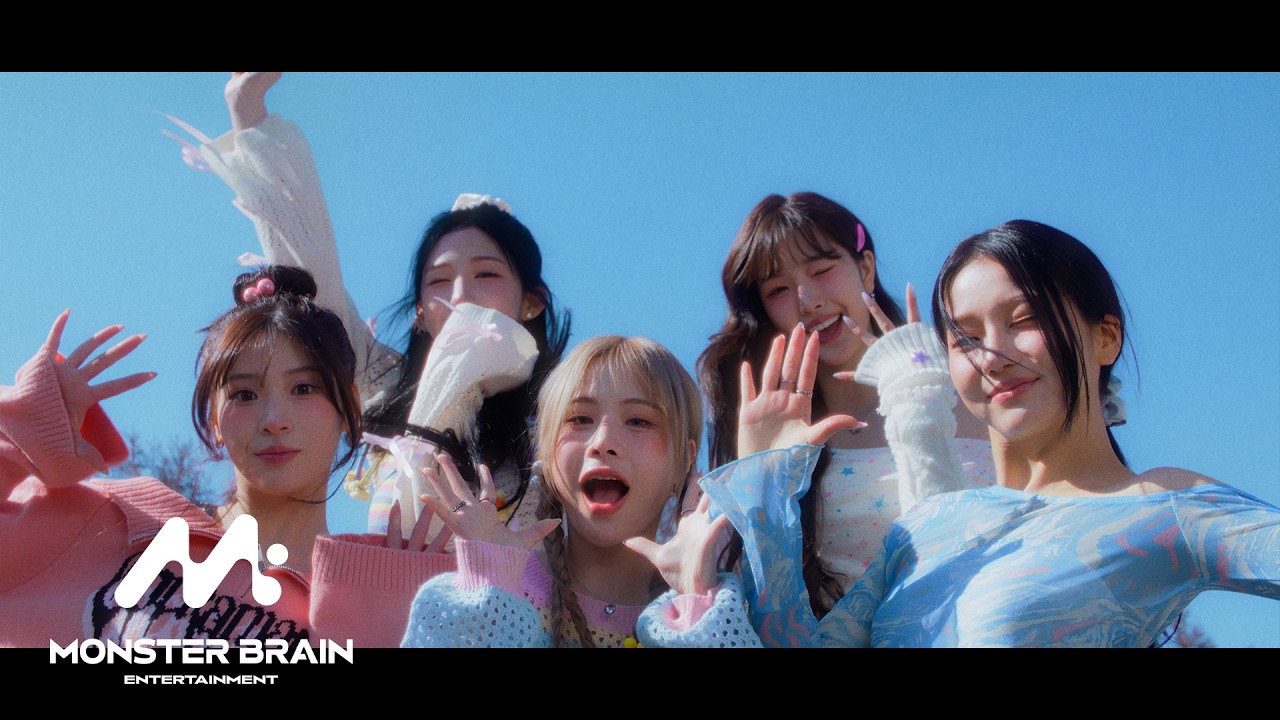 What I Wantの公式MVサムネイル