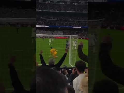 Nobody can stop VINI #realmadrid #mbappé #vinicius #goalto1k #cr7fans #messiskills #footballfans