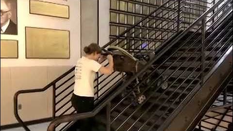 Upsdadazy, stair-capable baby stroller, down stairs demo (with 20-30lb in seat)