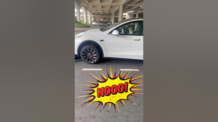 Öreg néni Teslával #tesla #hawai #crash #baleset #jogsi #autó #elektromosauto #car #fail