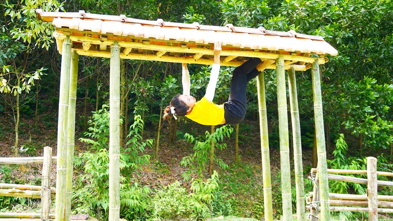BamBoo House Construction 2023 -Farm Life - Completing the New Gate for the House - Trieu Thi Minh