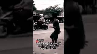 Download Story Wa Orang Gila Joget Heboh // Joget Santai // Versi Aku Bukan Jodohnya Video MP3 Story Wa Orang Gila Joget Heboh // Joget Santai // Versi Aku Bukan Jodohnya