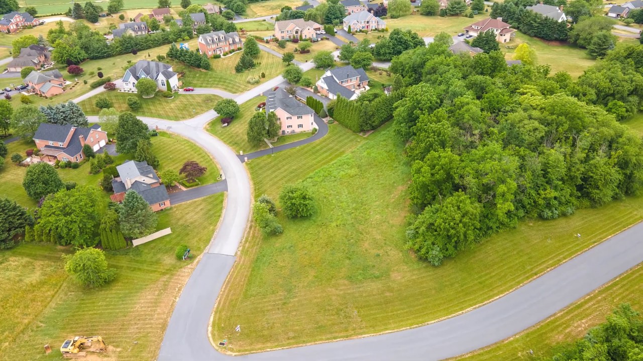 1473 Homespun Dr, Chambersburg, PA 17202