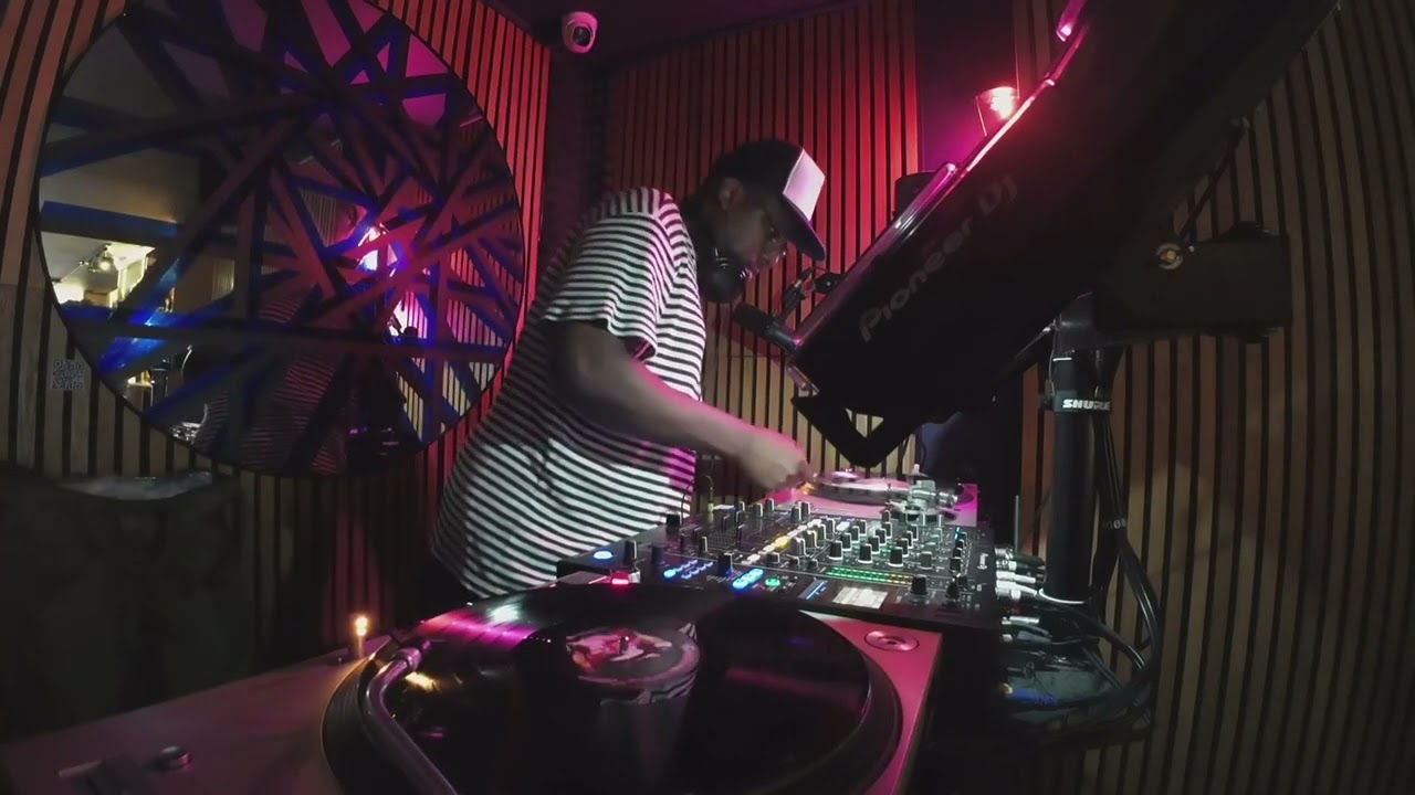 Global Vinyl Excursions 015