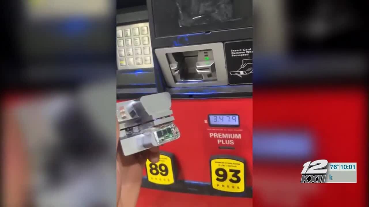 Customer finds credit card skimmer at gas station - YouTube