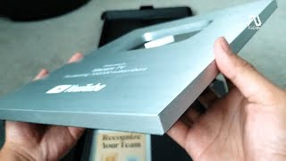 UNBOXING MY SILVER PLAY BUTTON!!!!