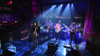 Charlotte Gainsbourg   Trick Pony Live on Letterman HD
