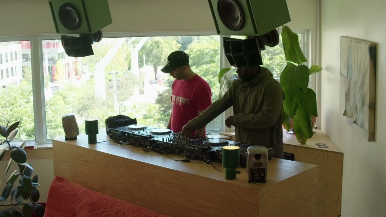 Watch NOKLICHÉ - HI-FI Dj set (Full Album) on YouTube Watch NOKLICHÉ - HI-FI Dj set (Full Album) on YouTube