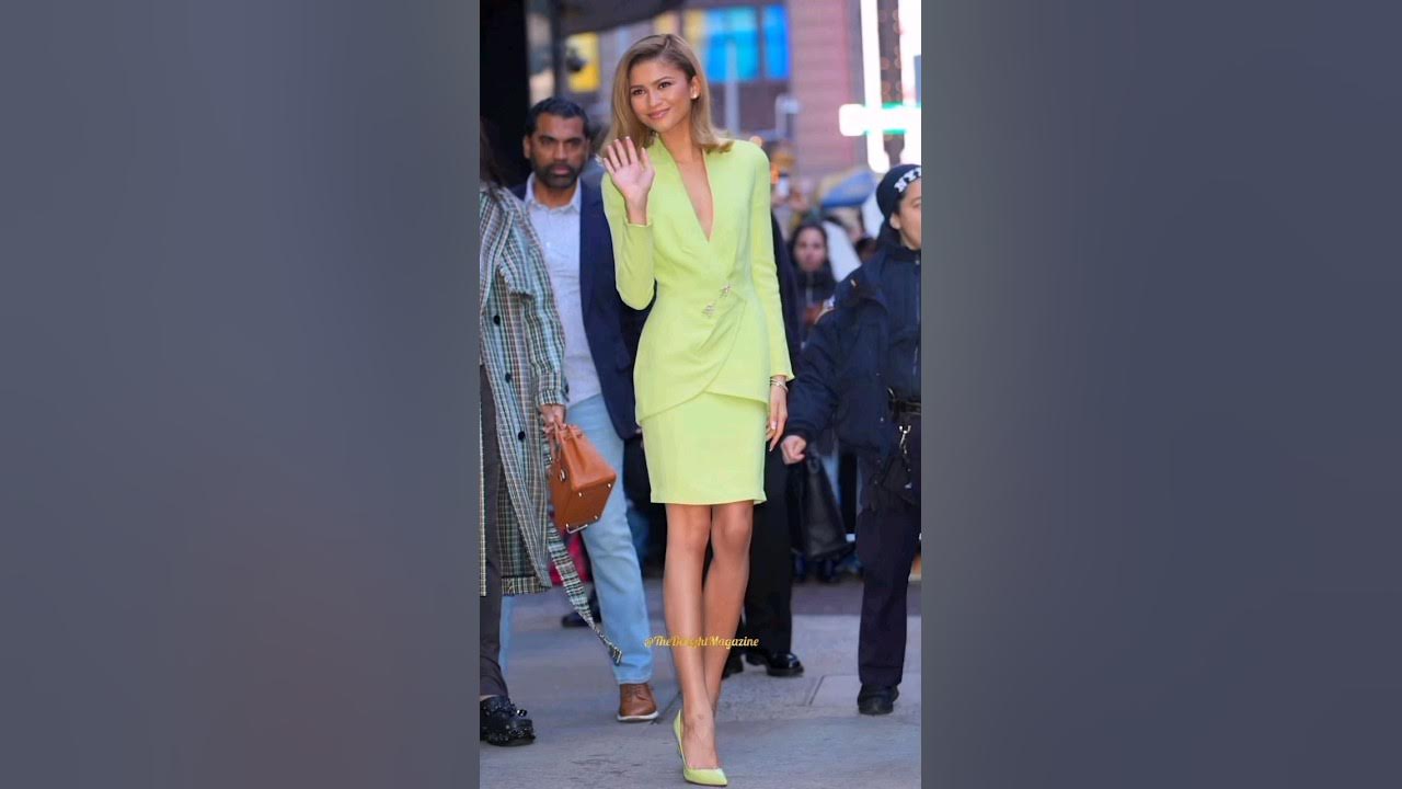 Zendaya in vintage Mugler attending at the good morning America with ...