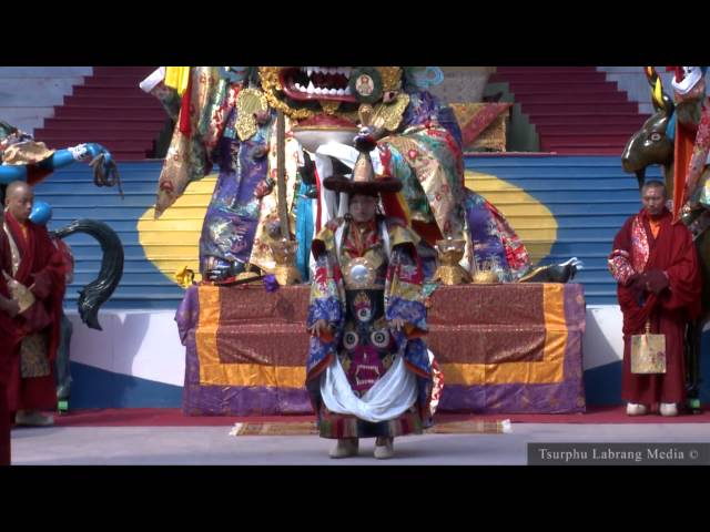 His Holiness Karmapa performs the Go-Ma sacred Dance. class=