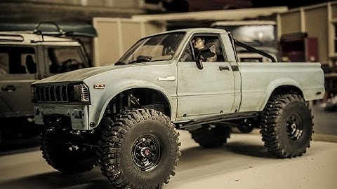 RC4wd Mojave Toyota Hilux Roll Bar Install, Quick and Easy