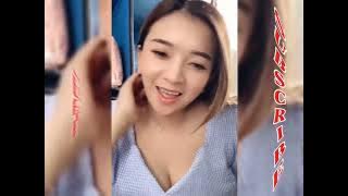 live Hot jualan sambil kasih liat uting coklat