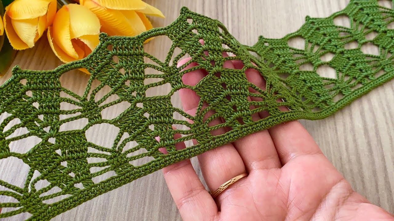 Brand New Eye-Catching Crochet Lace Edge Pattern Tutorial for Beginners