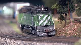 Part 51 - Unzipping the "Pacific Zip" in Seattle - BN's 1st transcon intermodal train - in HO scale!