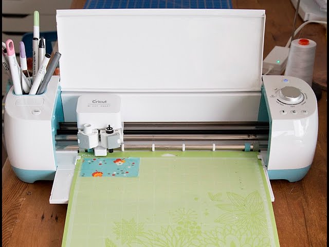 Cutting Fabric using a Cricut Explore Air — Fresh Lemons Quilts