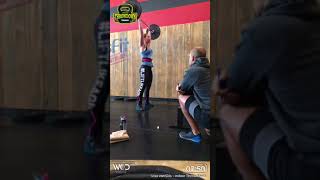 Indoor Throwdown at the beach wod 2 - Lisa van Gils
