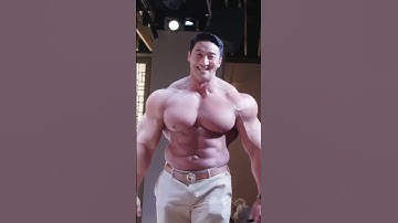 If you are a bodybuilder you gotta be ready at all times! Chul Soon is!