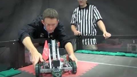 VEX Sack Attack Referee Training - Autonomous Interaction