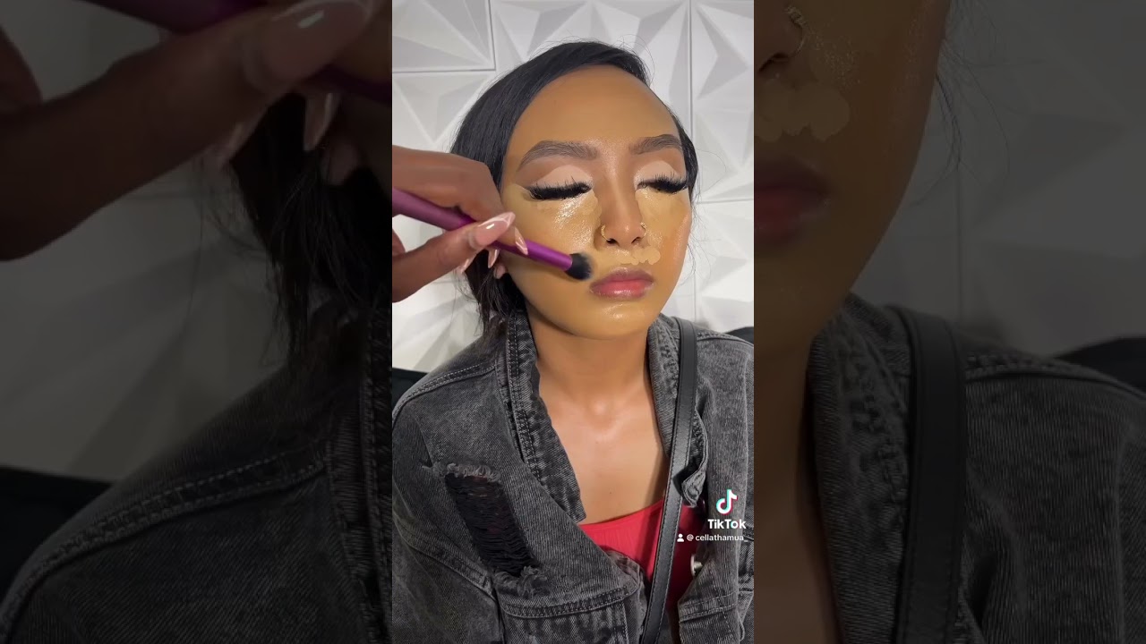 I&rsquo;m a makeup artist #makeup #makeupartist #makeupforwoc