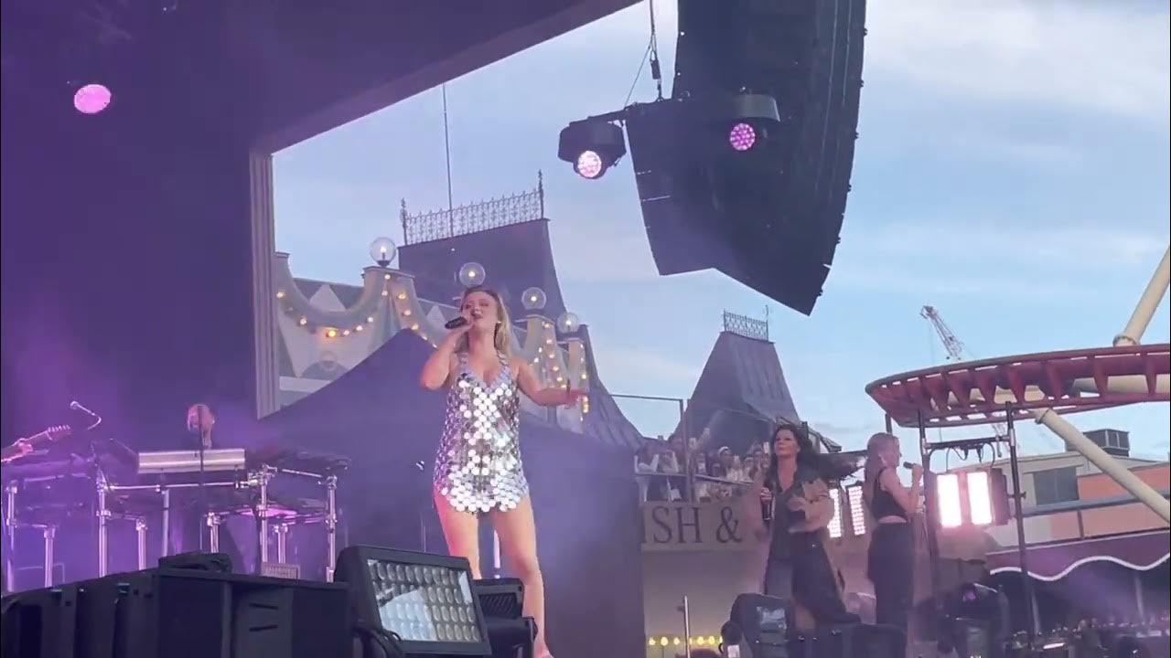 Säg Mig Var Du Står Zara Larsson ft Carola Gröna Lund 2022 1080p Säg Mig Var Du Står Zara Larsson ft Carola Gröna Lund 2022 1080p