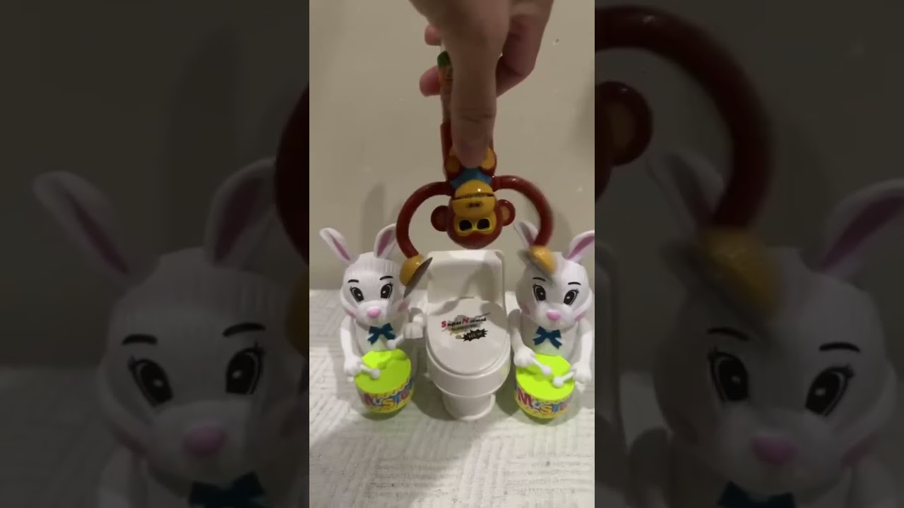 ASMR Clapping Wacky Monkey Toy with Candy 