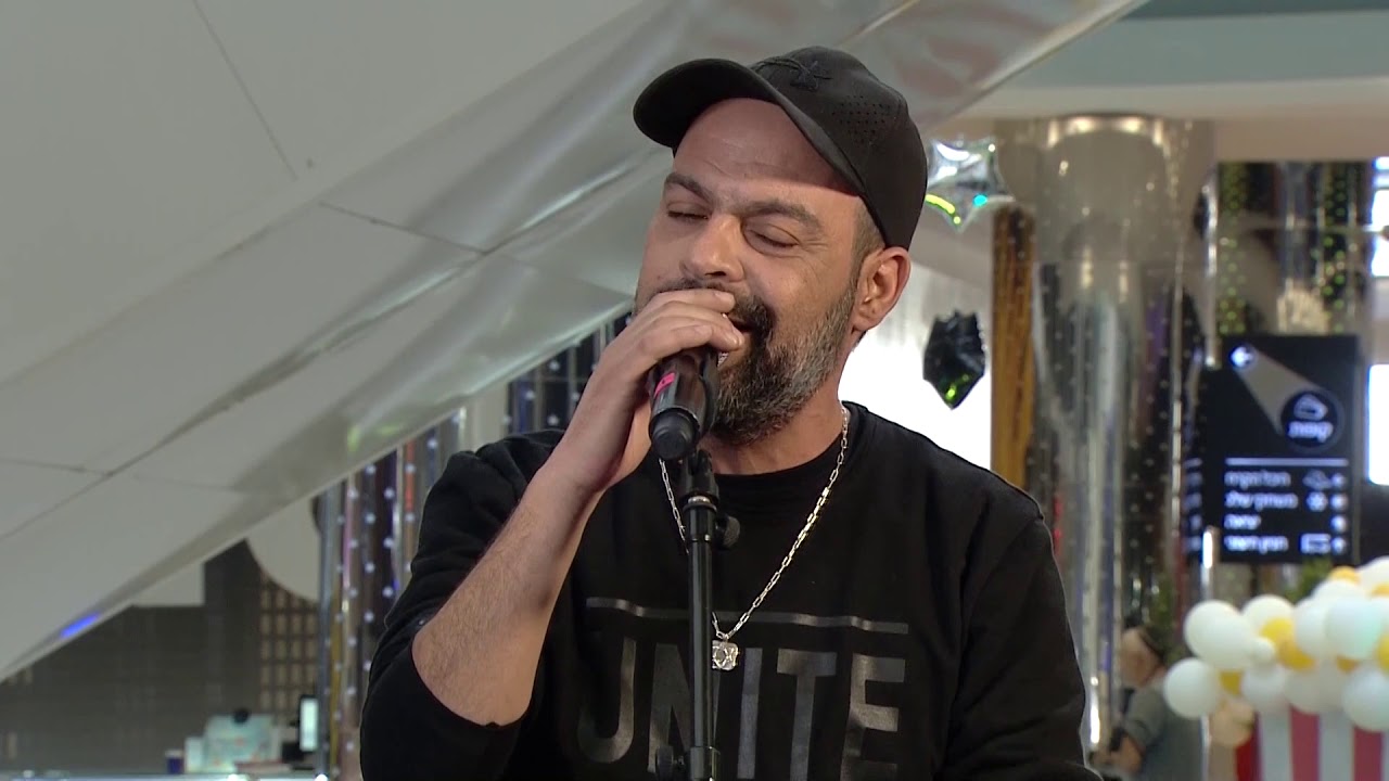 עמיר בניון - כשאת עצובה | מתוך שישי שמח