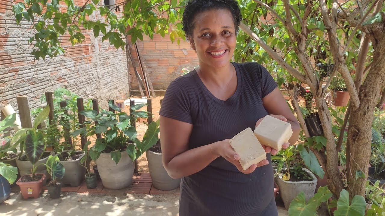 SABÃO CASEIRO PERFEITO#🌺🌹🌷 SABÃO LIQUIDO#LIMPA TUDO😂🌺🌹🌷 