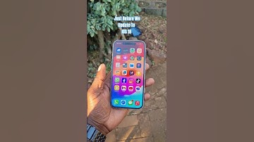Should I update my iPhone to IOS 18 ? #apple #iphone15 #ios18 #tech #iphone15review