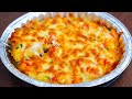 Tastier than pizza, pour the eggs over the bread! Simple and so delicious breakfast in minutes!