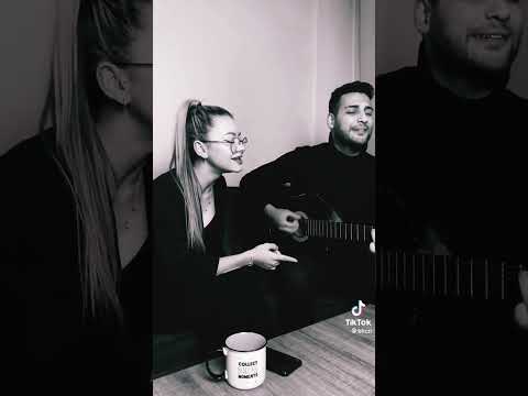 YAZ GÜLÜ DÜET