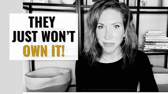 They Won’t Own It: 6 Sneaky Ways Emotionally Immature People Avoid Responsibility thumbnail