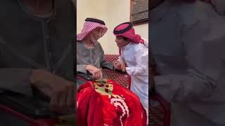 يعد قصيدة على جده  هاضني  مبداي في روس البتايل