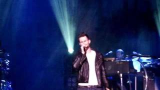 Maroon 5 - Harder to Breathe (live)