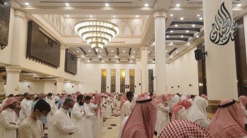 وَخَشَعَتِ الْأَصْوَاتُ لِلرَّحْمَٰنِ.. | عشائية تفوق الوصف. للقارئ الشيخ محمد اللحيدان 1443
