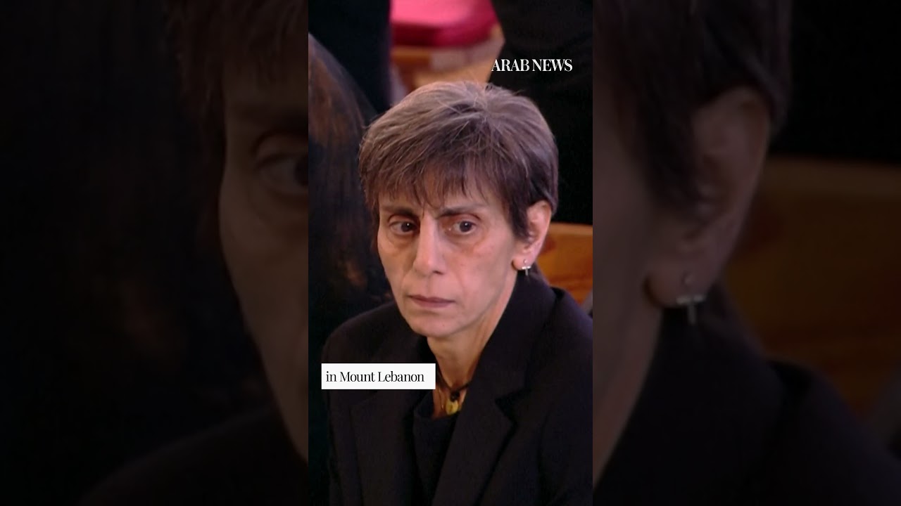 Fairuz attended the funeral of her son