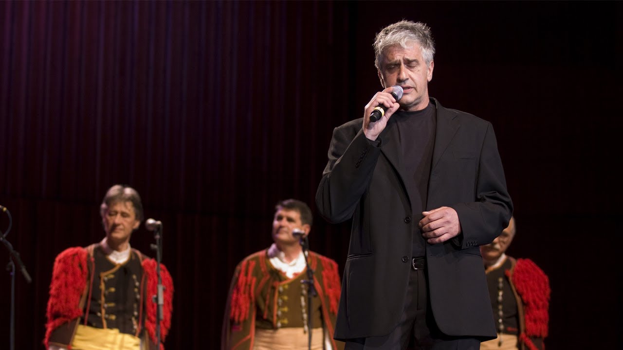 Pjesmom te ljubim - Klapa Maslina i Ivo Pattiera [Lisinski]