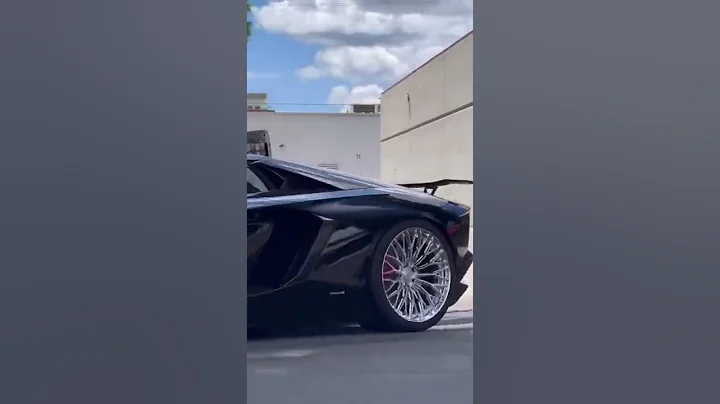 🖤💸 Lamborghini Aventador In Black Colour 🔥💸🖤 #shorts #lamborghini #attitude