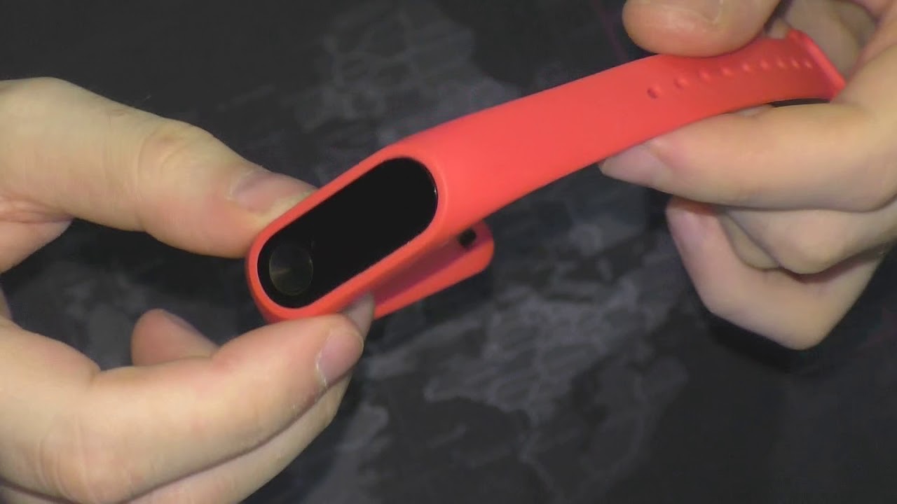 Как поменять браслет на фитнес браслете. Что делать если mi Band 2 попала вода.